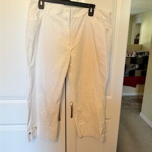 Ruby Rd. White Cropped Pants